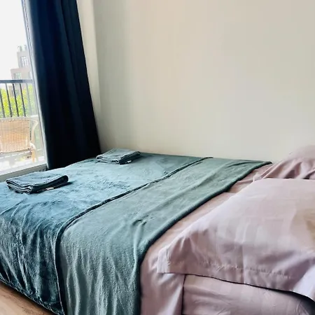 Apartment з терасою та коконом з видом на світанок