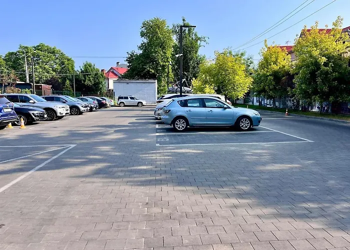 з терасою та коконом з видом на світанок Apartment